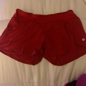 RED LULULEMON SPEED UP SHORTS